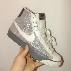 Nike BLAZER HIGH CLAY GREY METALLIC 317808